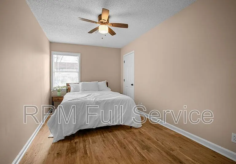 1002 N Maple St #A — Photo 29