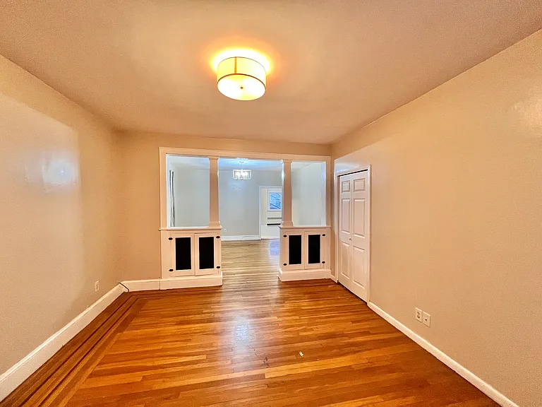 700 Hudson Ave #1 — Photo 5