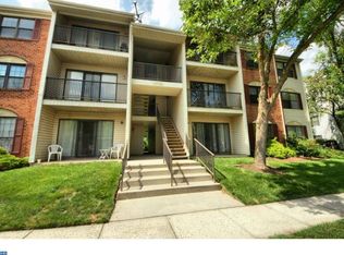 24 Voscek Ct, Lawrence Township, NJ 08648
