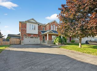 1772 Whitestone Ct, Oshawa, ON L1K 2Z4