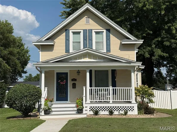 1821 Evergreen Ave, Alton, IL 62002