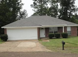 413 Vining Ct, Byram, MS 39272