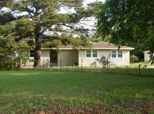 188 Old Lexington Rd, Elgin, TX 78621