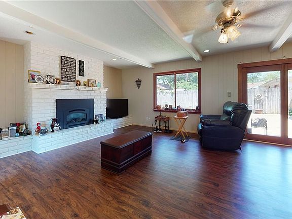 5th image of 505 Lawndale Dr