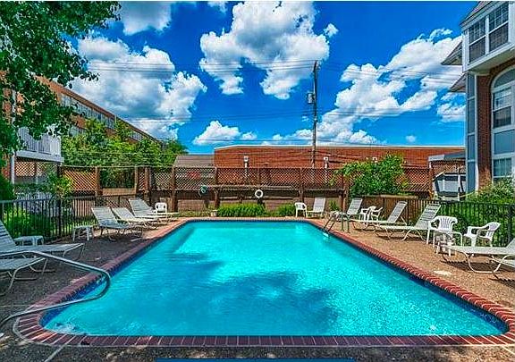 2nd image of 4235 W Pine Blvd APT 6