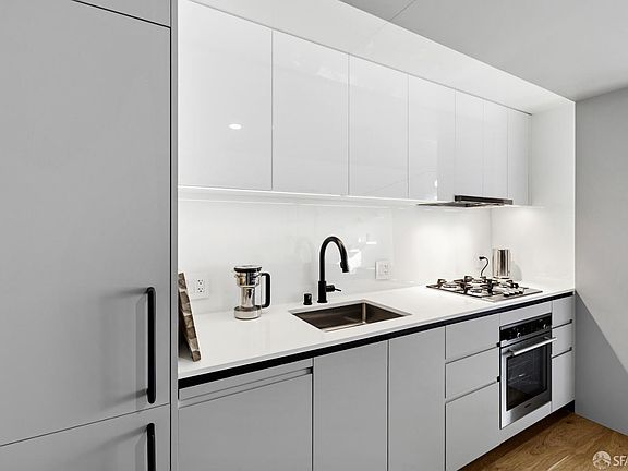 5th image of 960 Market St #503
