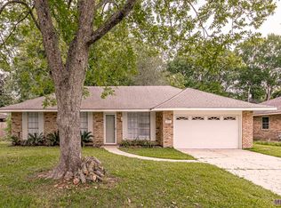 2513 Donald Dr, Baton Rouge, LA 70809