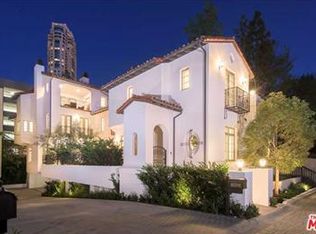 10209 Century Woods Dr, Los Angeles, CA 90067