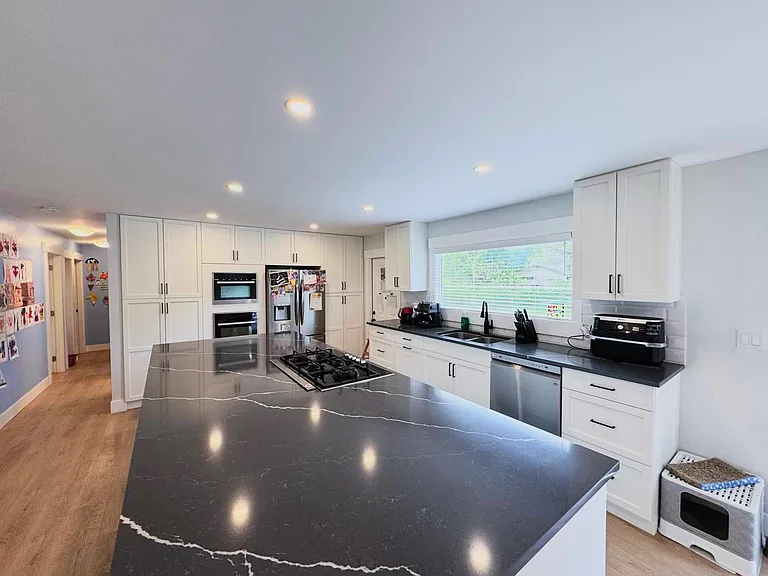46994 Chilliwack Lake Rd #A — Photo 2