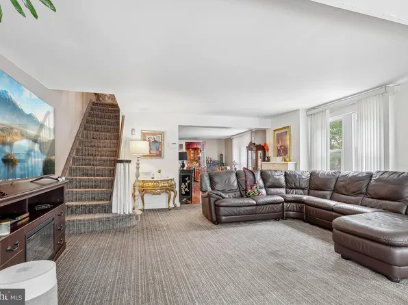 701 Johnston St, Philadelphia, PA 19148