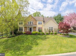 800 Sunrise Dr, Kennett Square, PA 19348