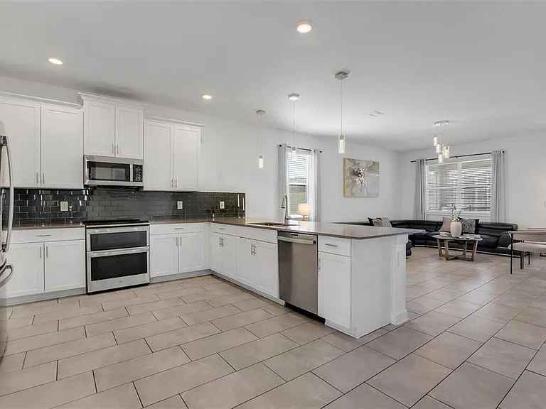 9084 Sommerset Hills Dr — Photo 9