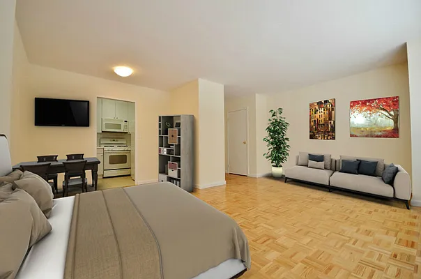 Rented by Keller Williams NYC | media 1