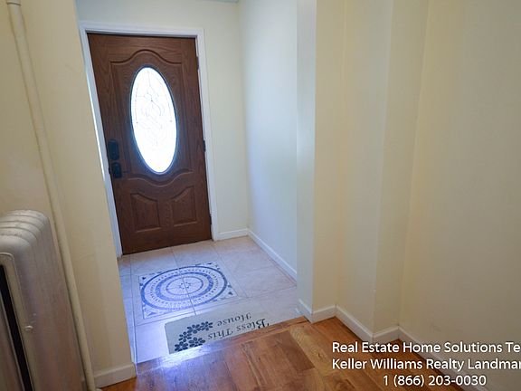 2nd image of 15724 Baisley Blvd