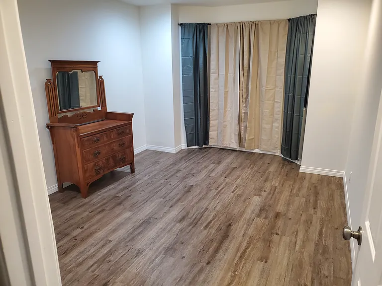 2848 Kadota St — Photo 4