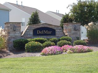 90 Awakea Loop, Makawao, HI 96768