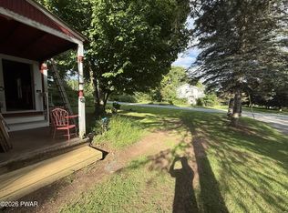 93 Milanville Rd, Beach Lake, PA 18405