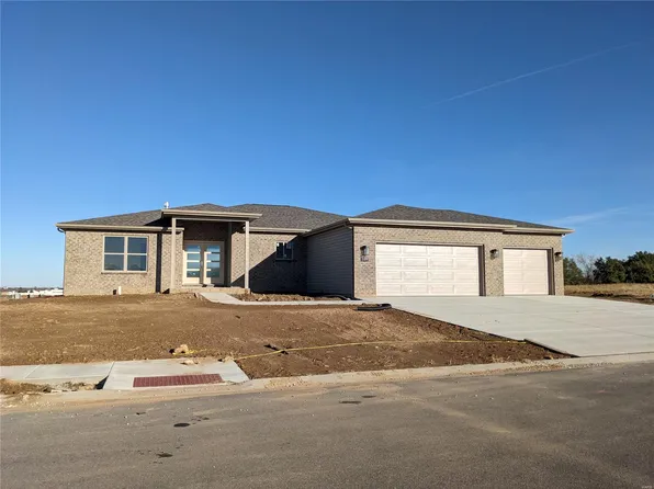 424 Hayden Dr, Waterloo, IL 62298