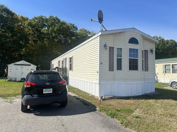 308 Cedar Falls Park, Bangor, ME 04401