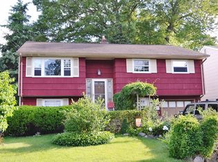 5 Geraldine Ct, Denville, NJ