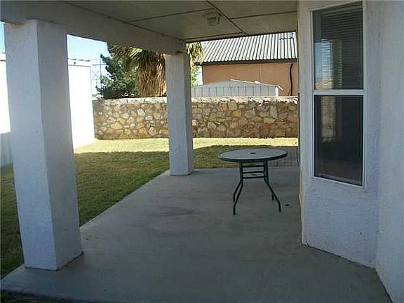 5th image of 4792 Robert Acosta Dr