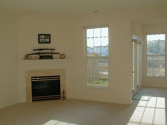 2nd image of 12950 Park Crescent Cir