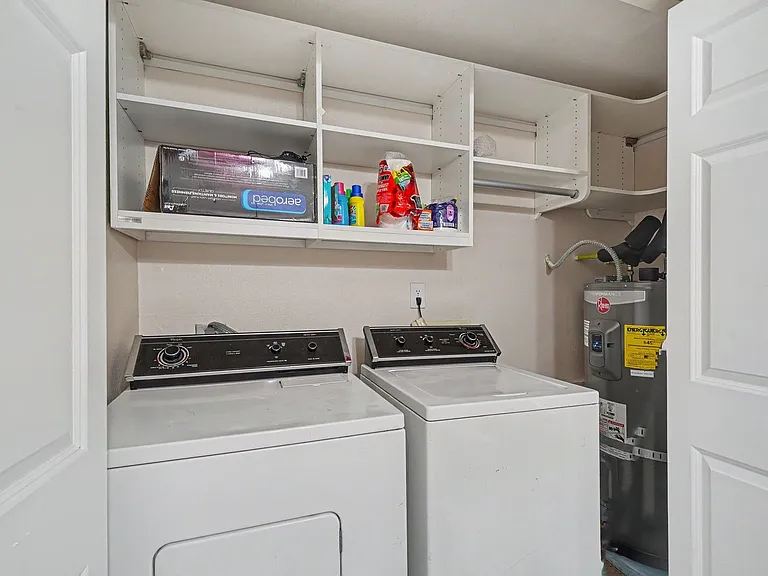 9200 Greenwood Ave N #107 — Photo 14