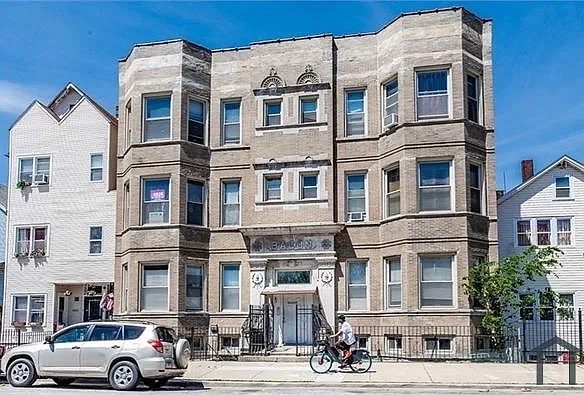 3 bed, 1500 sqft, $1,950 — Photo 3