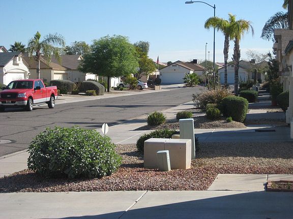 Great and quiet neighborhood yet close to all shopping