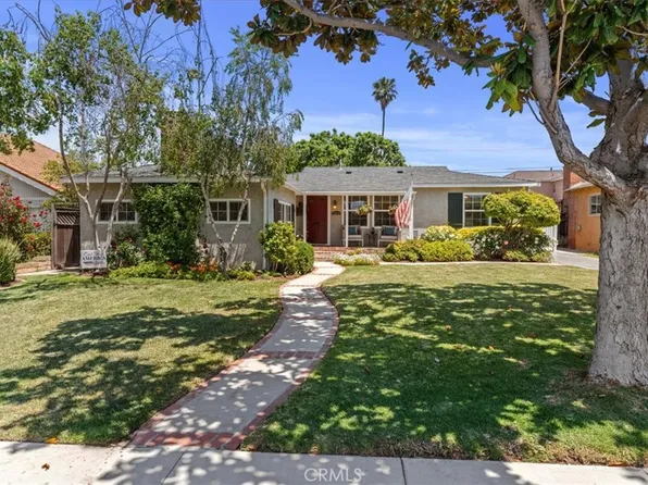 8212 Reading Ave, Los Angeles, CA 90045
