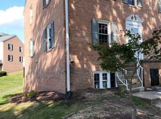 14498 Golden Oak Rd, Centreville, VA 20121