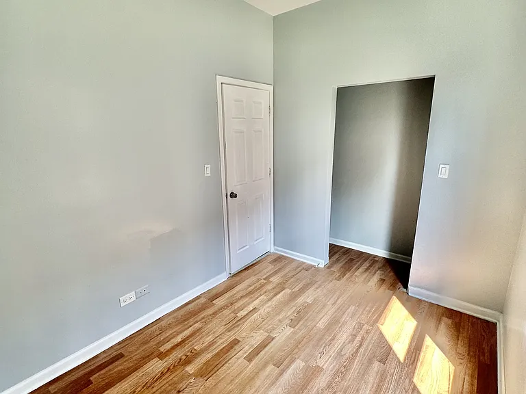 5518 S Wells St #1 — Photo 12