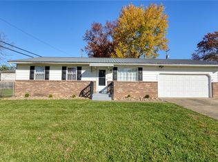 3312 Fairway Ln, Zanesville, OH 43701
