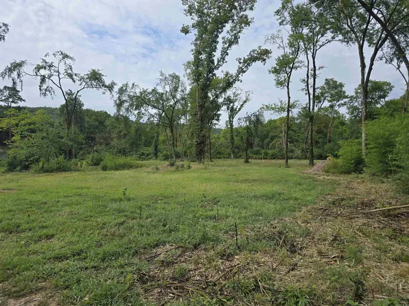 174 Hidden Valley Rd, Hot Springs, AR 71913