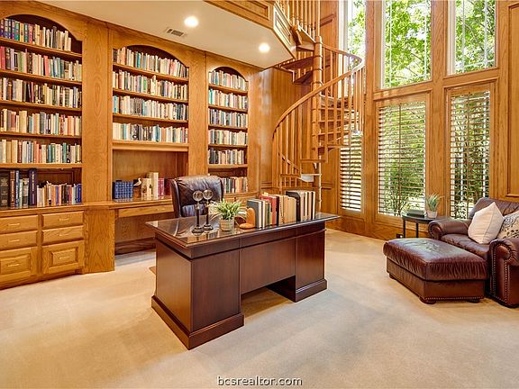 5th image of 6001 Augusta Cir