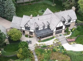 1905 Rainbow Ave, De Pere, WI 54115