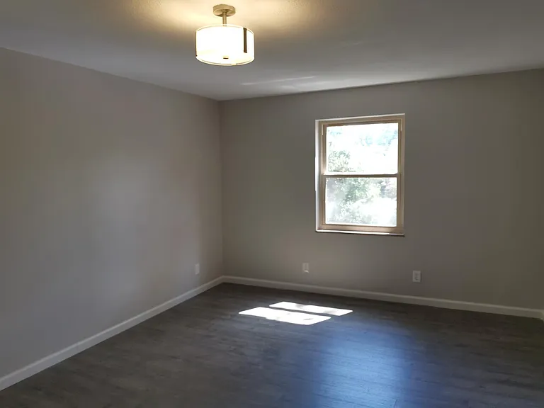 3639 Taliluna Ave #4D — Photo 11