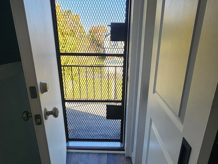 4302 Maine Ave #3 — Photo 14