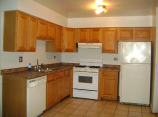 2790 E State St APT 1E, Chicago, IL 60633