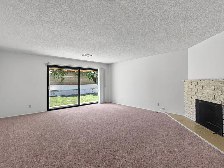 4005 Haverford Ave — Photo 5
