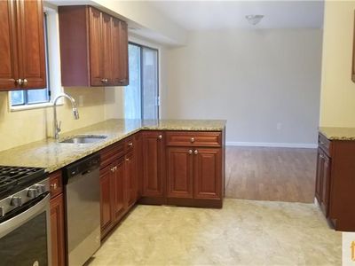 15 Atlanta Ave, Piscataway, NJ, 08854