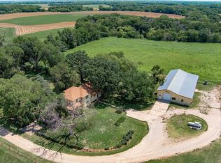 898 N Simpson Rd, Salina, KS 67401