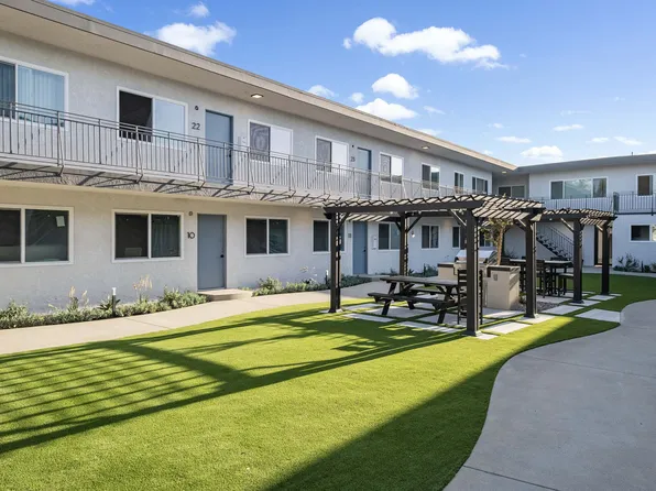 Arlington Square Apartments