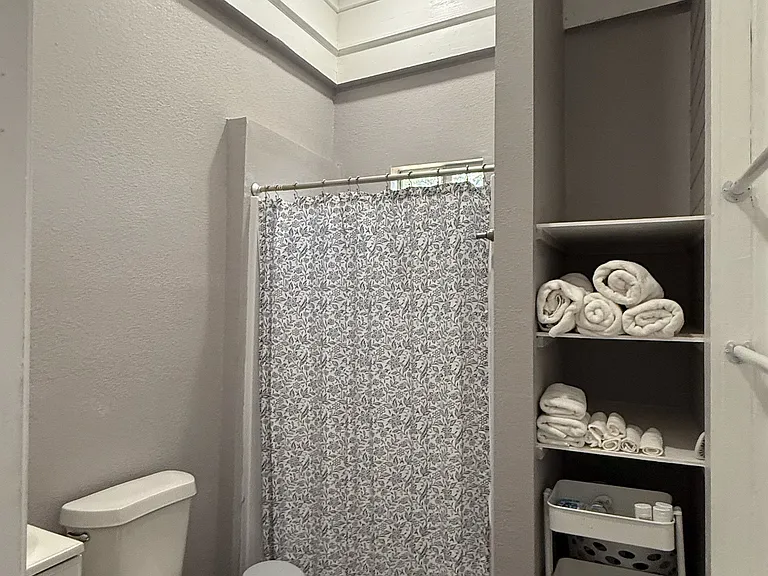 1500 Fleming Dr — Photo 28