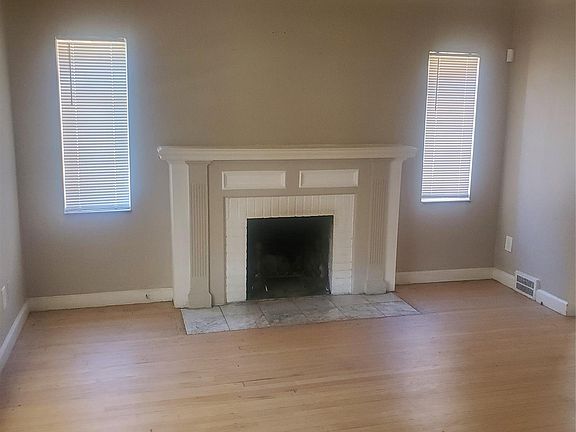 2nd image of 20220 Spencer St