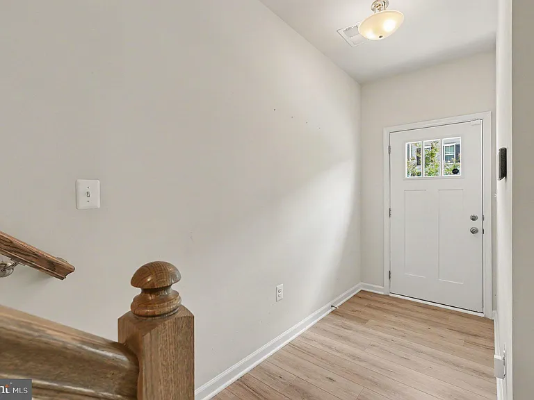 4706 Torrey Ln — Photo 4