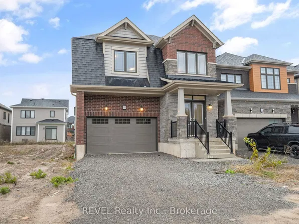 101 Lavender Rd, Thorold, ON L3B 0L4