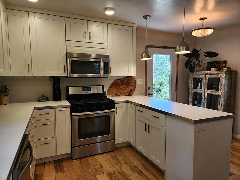 1625 Los Olivos Rd — Photo 15