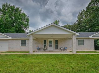 301 Bixler Ave, Mena, AR 71953