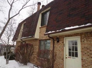 3435 Spanish Villa Dr, Dayton, OH 45414